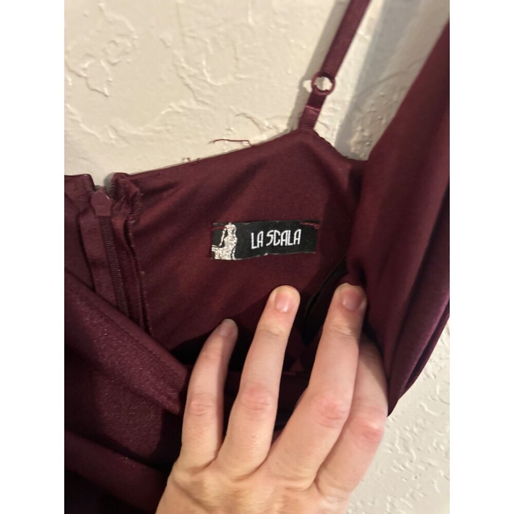 Y La Scala 90’s Burgundy Moody V Neck Spaghetti Strap Ruched Long Evening Gown - Picture 10 of 16